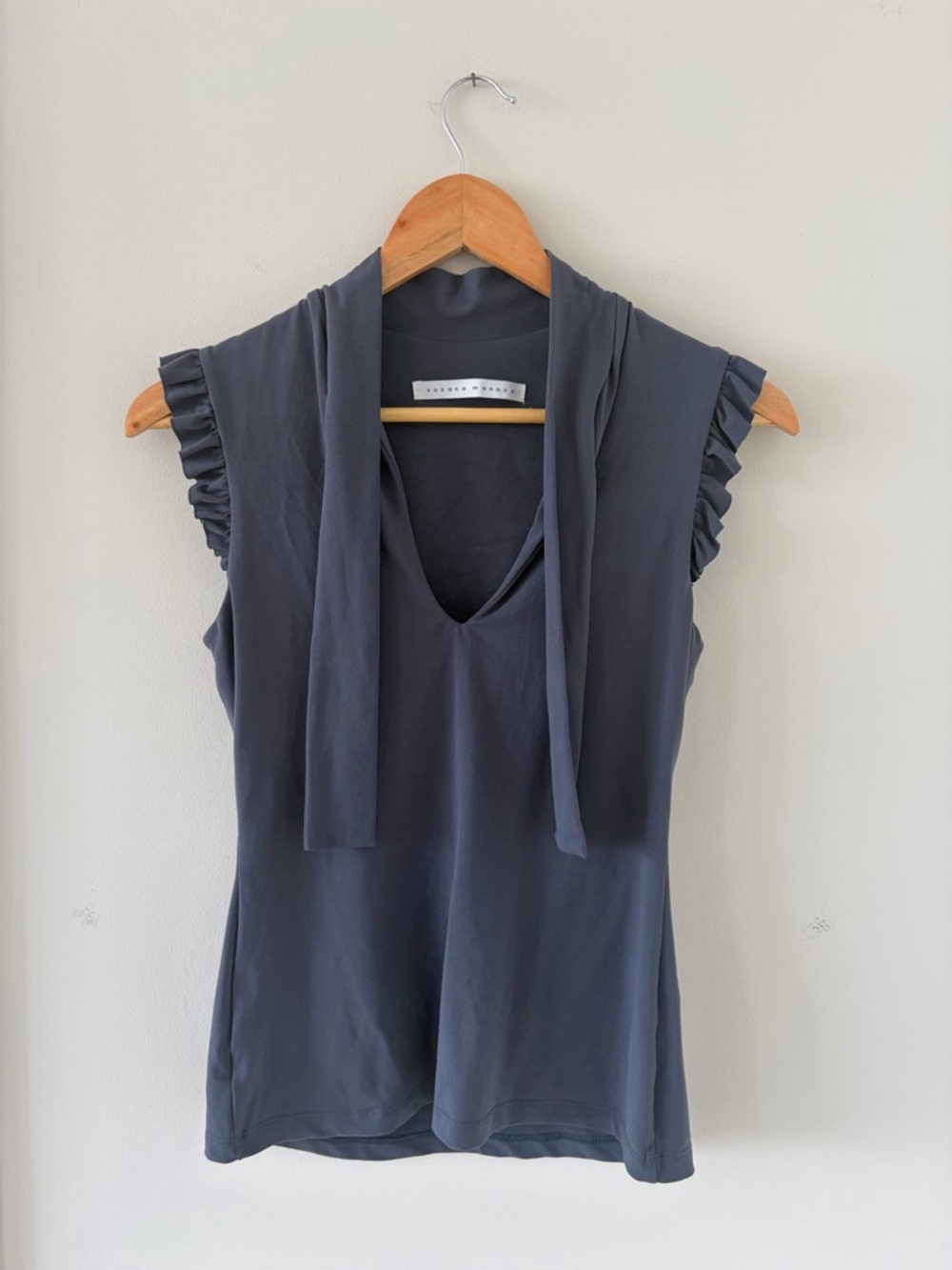 Susana Monaco Sleeveless Gray Tie-Neck Top with Ruffle Hem Shoulders